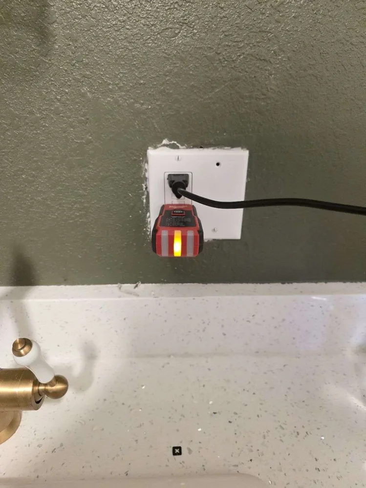 After: new outlet installed and tested by Keywest Lights & Electric, Clearwater Beach